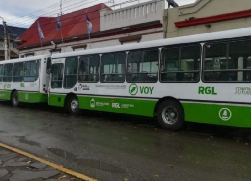 Séptimo capítulo de la novela: siguen sin transporte en Río Gallegos