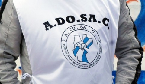 No dan la cara: ADOSAC denuncia constante ausencia del Consejo Provincial de Educación en negociaciones salariales