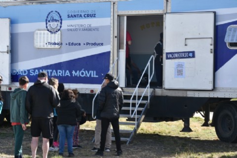 Salud brindó jornada integral de salud y vacunación en Río Gallegos