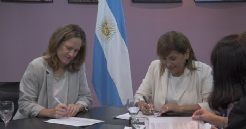 Santa Cruz firmó un acuerdo para fortalecer la alfabetización con acompañamiento técnico y formación docente