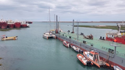 ¿Definirá su destino?: Vidal lanza su plan millonario de puertos para salvar a Santa Cruz