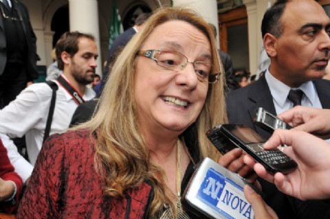 Alicia Kirchner hace la gran Macri y Vidal: le propone a los docentes sueldos por debajo de la línea de la pobreza