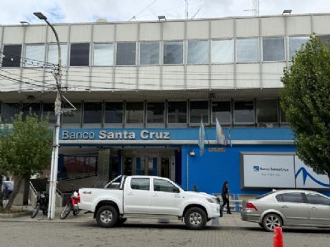 El Gobierno provincial y el Banco Santa Cruz fortalecen herramientas financieras para el desarrollo regional