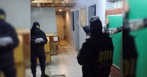 Desbaratan red de tráfico de armas en Río Turbio: un empleado judicial involucrado