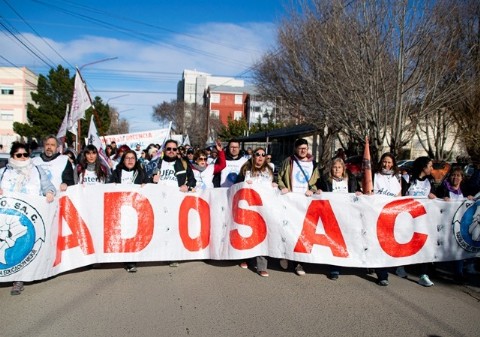 ADOSAC insiste con sus demandas ante la paritaria: salarios, puestos de trabajo, descuentos, multa y reclamos laborales