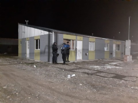 Máxima tensión en un barrio de Río Gallegos por un hombre que encerró a su ex pareja durante horas