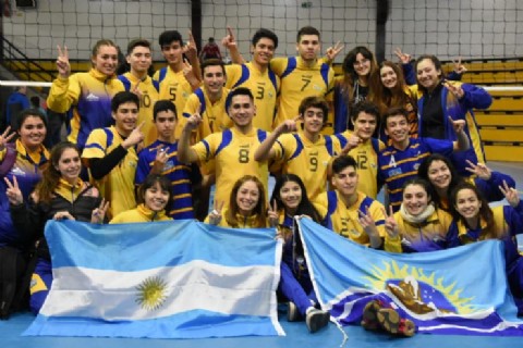 El seleccionado masculino de vóley de Santa Cruz se coronó campeón en Chile