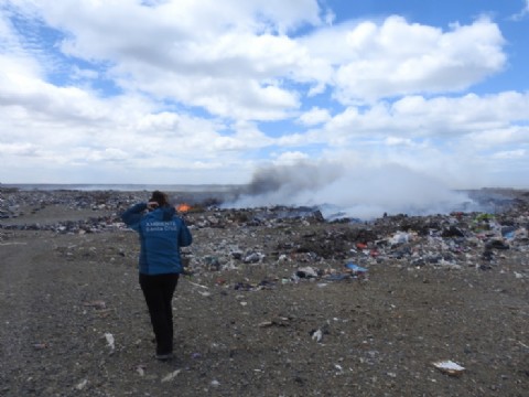 Ambiente intervino para reforzar acciones preventivas y evitar focos ígneos en el basural de Río Gallegos