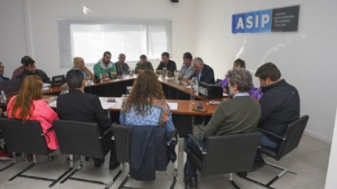 El Gobierno provincial dilata la paritaria mientras crece el malestar de los estatales