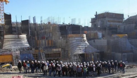 La casta eran los trabajadores: continúan los despidos en la represas provinciales