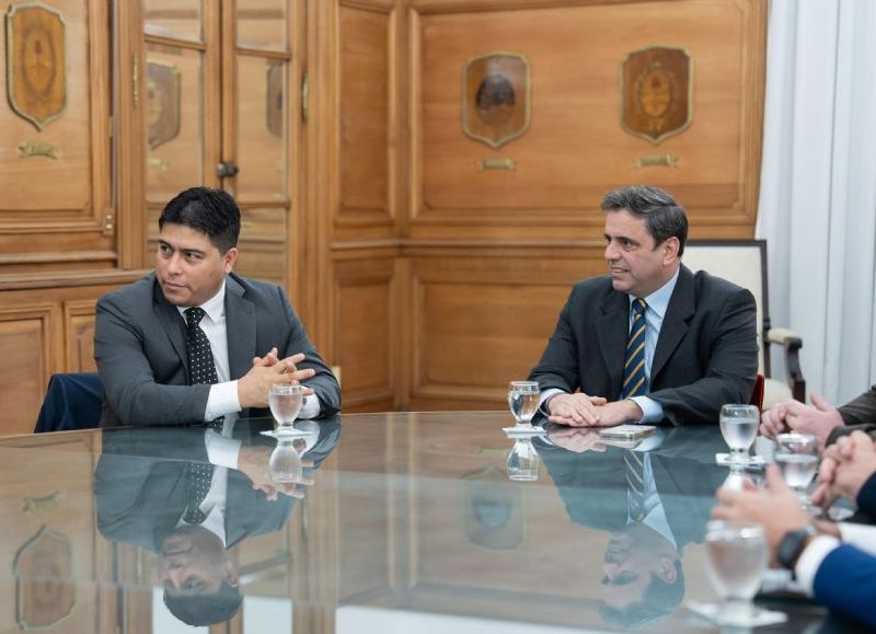 Vidal se reunió en Buenos Aires para ampliar el ejido urbano de El Chaltén