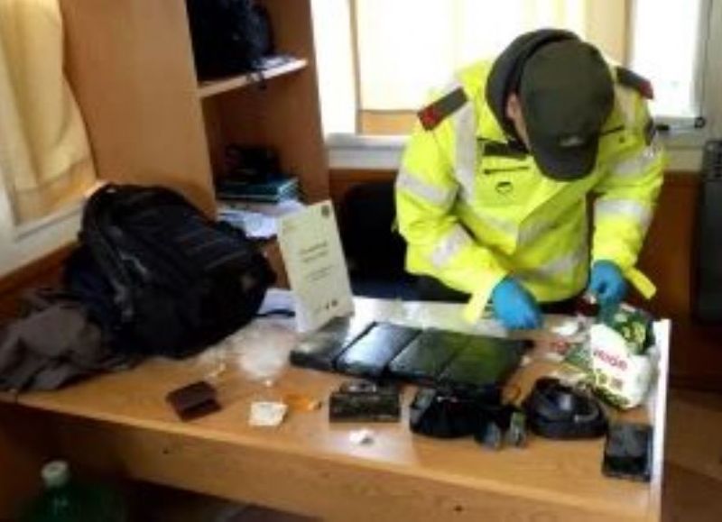 Un ex gendarme cayó con cuatro kilos de cocaína cerca de Río Gallegos