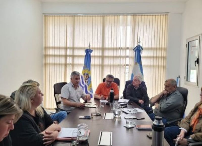 El IDUV y Organismos Provinciales articulan un plan de obras prioritarias para el desarrollo de Santa Cruz