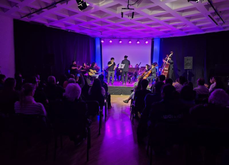 Comenzó la Feria Provincial del Libro con una agenda diversa y gran participación del público