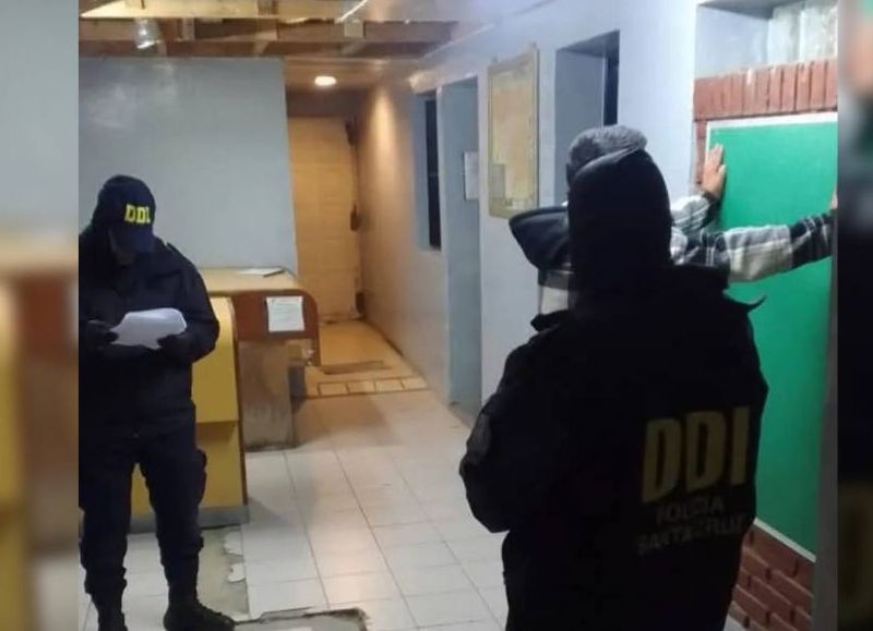 Desbaratan red de tráfico de armas en Río Turbio: un empleado judicial involucrado